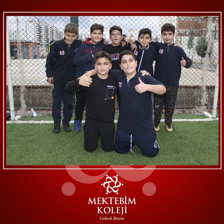 Ortaokulu sınıflar arası futbol maçımız